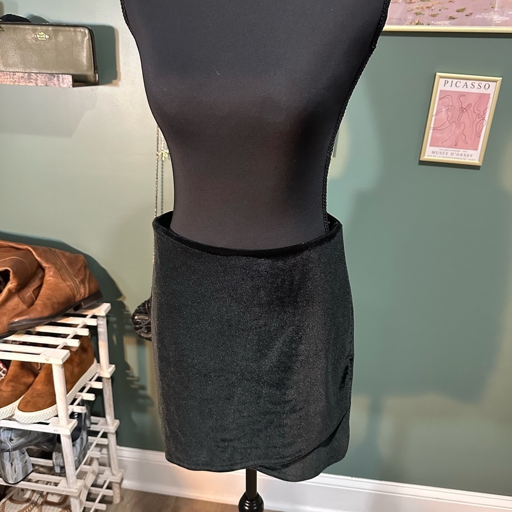Hollister Velvet Black Mini Skirt Size S